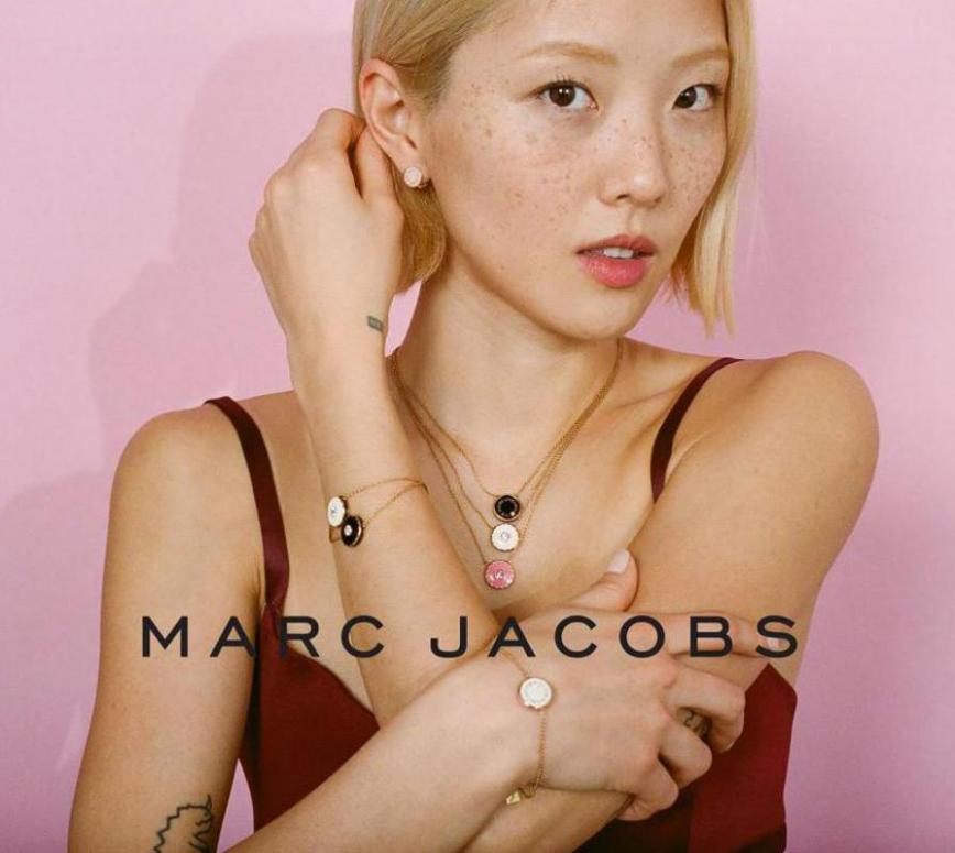 Lookbook Mulher . Marc Jacobs (2021-03-29-2021-03-29)